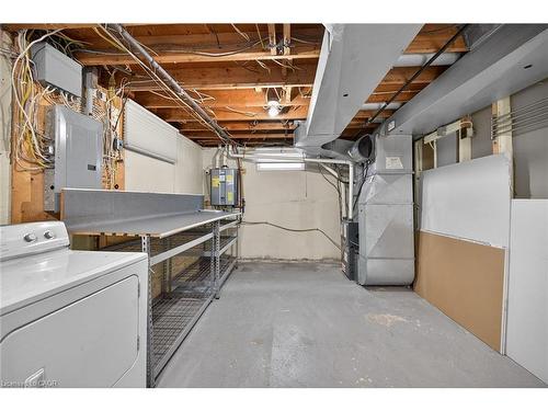 124 Southwood Drive, Cambridge, ON - Indoor Photo Showing Laundry Room