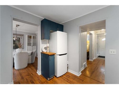 1 Mareve Avenue, Hamilton, ON - Indoor Photo Showing Other Room