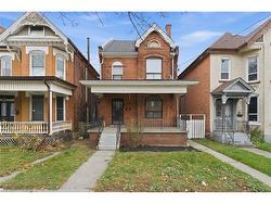 Main-202 Victoria Avenue N Hamilton, ON L8L 5G1