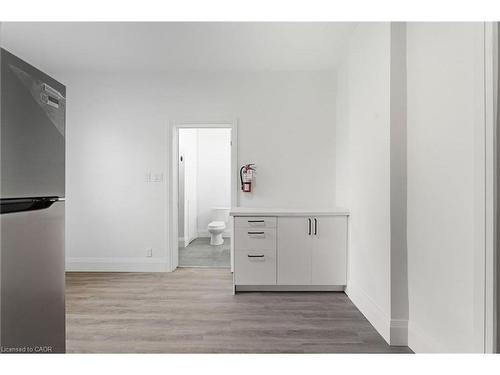 Main-202 Victoria Avenue N, Hamilton, ON - Indoor