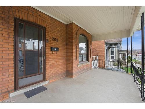 Main-202 Victoria Avenue N, Hamilton, ON - Outdoor With Exterior