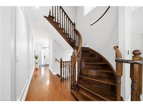 4638 Kearse Street, Burlington, ON - Indoor Photo Showing Other Room