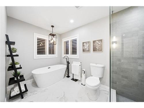 4638 Kearse Street, Burlington, ON - Indoor Photo Showing Bathroom
