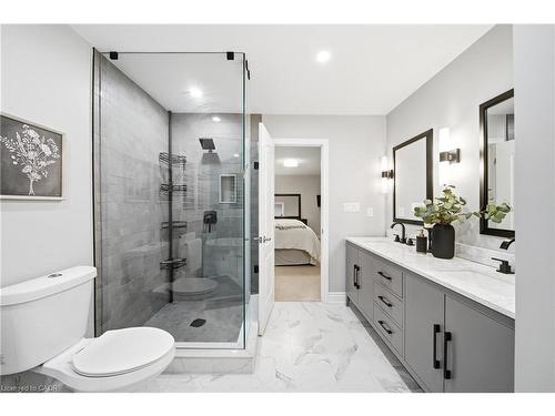 4638 Kearse Street, Burlington, ON - Indoor Photo Showing Bathroom
