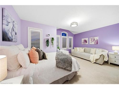 4638 Kearse Street, Burlington, ON - Indoor Photo Showing Bedroom