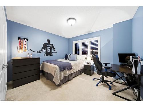 4638 Kearse Street, Burlington, ON - Indoor Photo Showing Bedroom
