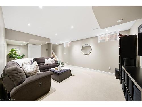 4638 Kearse Street, Burlington, ON - Indoor