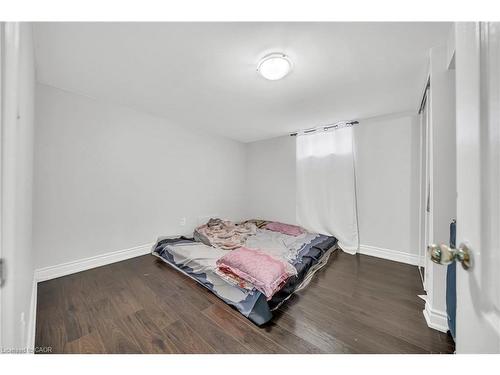 259 Franklin Street S, Kitchener, ON - Indoor Photo Showing Bedroom