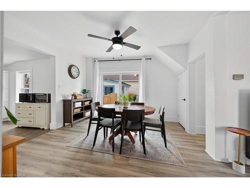 103 Charles Street W, Ingersoll, ON - Indoor Photo Showing Dining Room