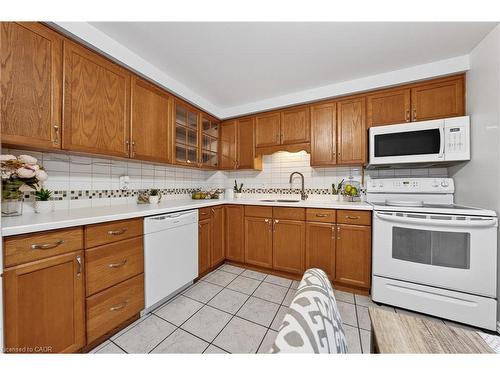49 Ferguson Avenue, Cambridge, ON - Indoor Photo Showing Kitchen