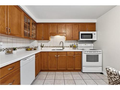 49 Ferguson Avenue, Cambridge, ON - Indoor Photo Showing Kitchen