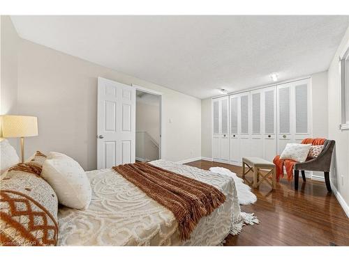 49 Ferguson Avenue, Cambridge, ON - Indoor Photo Showing Bedroom