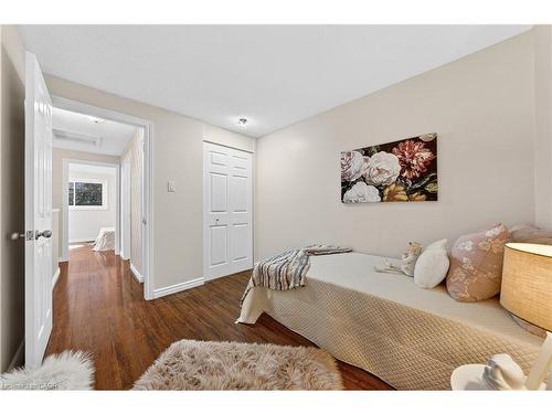 49 Ferguson Avenue, Cambridge, ON - Indoor Photo Showing Bedroom