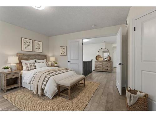 352 Chokecherry Crescent, Waterloo, ON - Indoor Photo Showing Bedroom