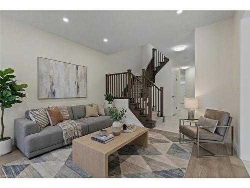 352 Chokecherry Crescent, Waterloo, ON - Indoor Photo Showing Living Room