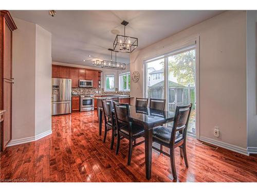 47 Dellgrove Circle, Cambridge, ON - Indoor Photo Showing Dining Room