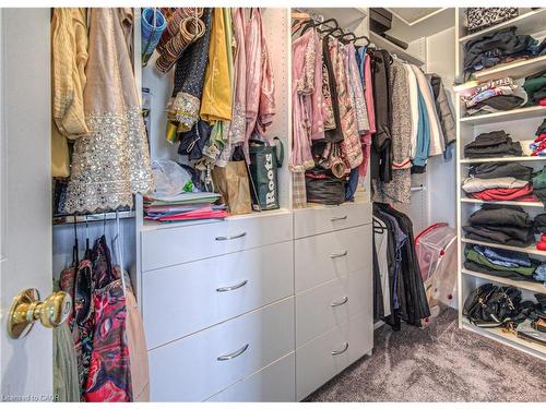 47 Dellgrove Circle, Cambridge, ON - Indoor With Storage