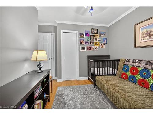 72 Viceroy Court, Hamilton, ON - Indoor Photo Showing Bedroom