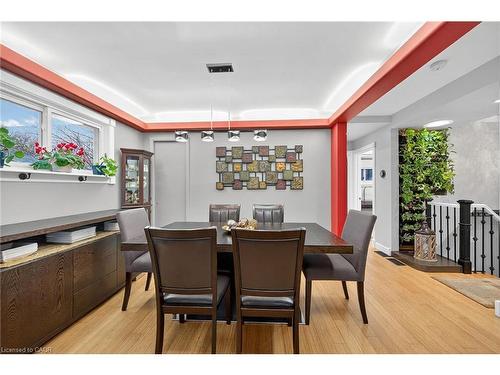 72 Viceroy Court, Hamilton, ON - Indoor Photo Showing Dining Room