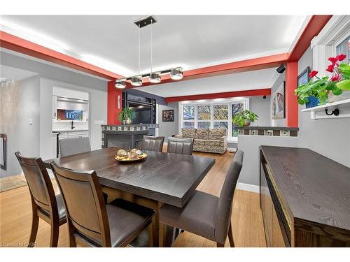 72 Viceroy Court, Hamilton, ON - Indoor Photo Showing Dining Room