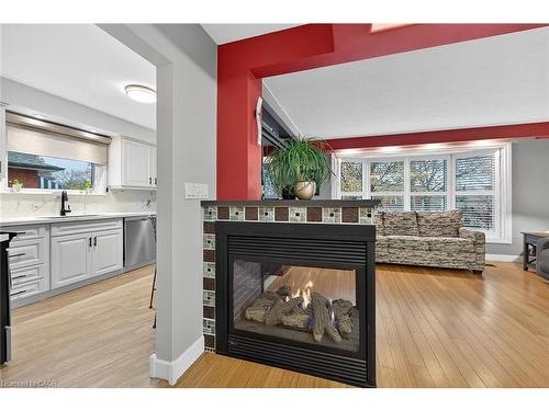 72 Viceroy Court, Hamilton, ON - Indoor Photo Showing Living Room With Fireplace