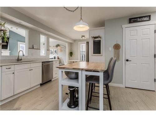 347 Delancey Boulevard, Hamilton, ON - Indoor