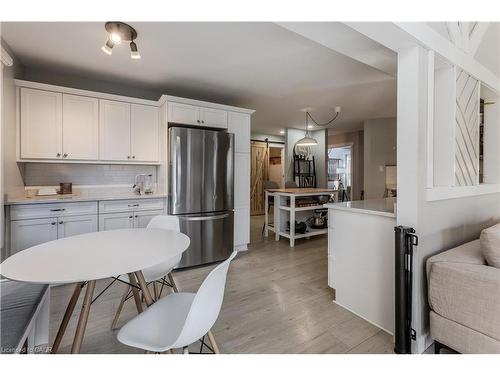 347 Delancey Boulevard, Hamilton, ON - Indoor