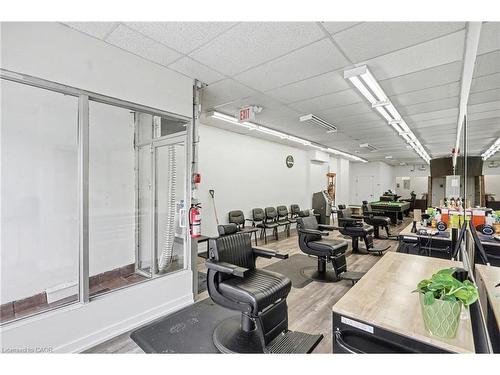 630 King Street E, Cambridge, ON 