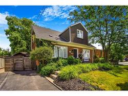 231 8 Highway  Stoney Creek, ON L8G 1E2