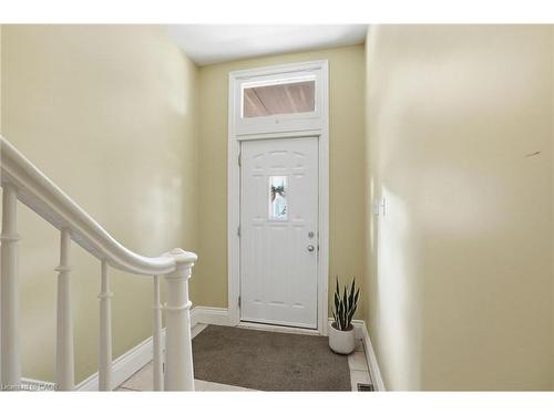 24 Florence Street, Hamilton, ON - Indoor Photo Showing Other Room