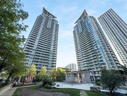 1005-1 Elm Drive W Mississauga, ON L5B 4M1