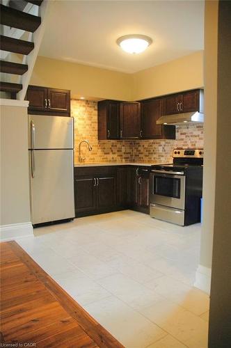 24 Florence Street, Hamilton, ON - Indoor Photo Showing Kitchen