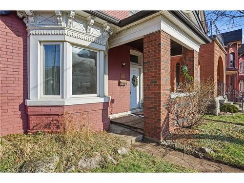 24 Florence Street, Hamilton, ON - Outdoor