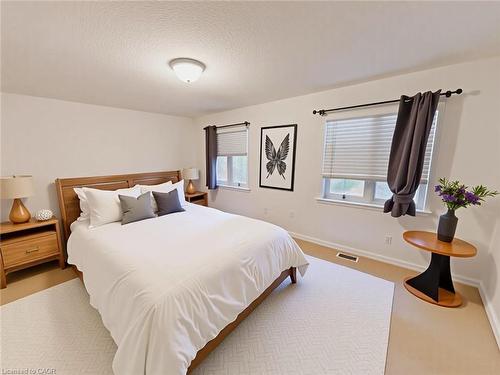48 Rockcliffe Drive, Kitchener, ON - Indoor Photo Showing Bedroom