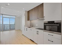 1809-741 King Street  Kitchener, ON N2G 0E9