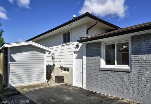 30 Grenadier Road, Cambridge, ON - Outdoor With Exterior