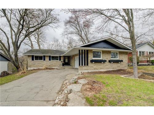 279 Ferndale Place, Waterloo, ON - Outdoor With Facade