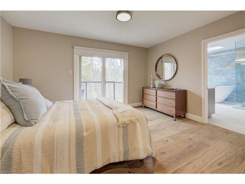 279 Ferndale Place, Waterloo, ON - Indoor Photo Showing Bedroom