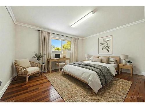 2201 Cartier Crescent, Burlington, ON - Indoor Photo Showing Bedroom