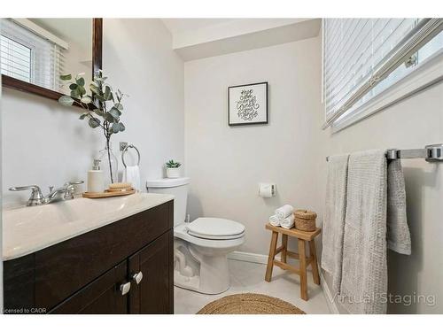 2201 Cartier Crescent, Burlington, ON - Indoor Photo Showing Bathroom