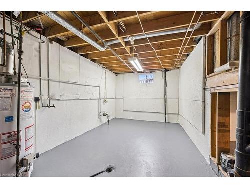 2201 Cartier Crescent, Burlington, ON - Indoor Photo Showing Basement