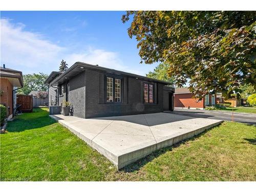 116 Boston Crescent, Hamilton, ON - Outdoor