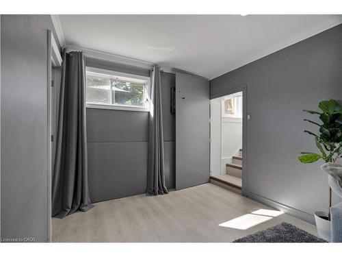 116 Boston Crescent, Hamilton, ON - Indoor Photo Showing Other Room