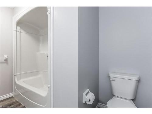20-1030 Colborne Street E, Brantford, ON - Indoor Photo Showing Bathroom