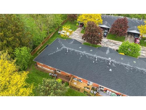 20-1030 Colborne Street E, Brantford, ON - Outdoor