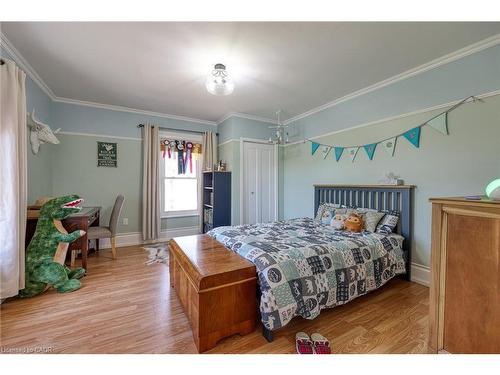 3892 Lewis Road, Mossley, ON - Indoor Photo Showing Bedroom