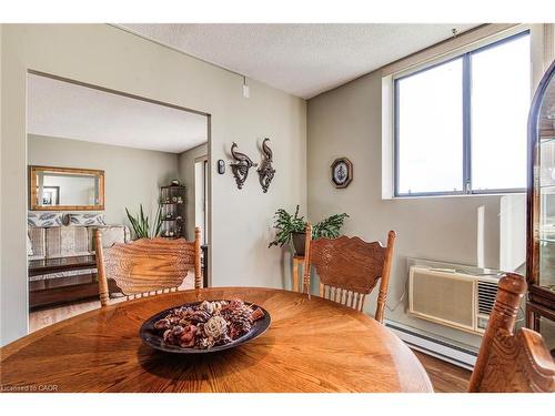 405-89 Westwood Road, Guelph, ON - Indoor Photo Showing Other Room