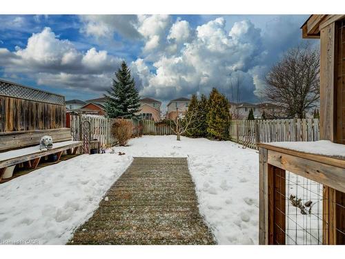 33 Orchid Crescent, Kitchener, ON - Outdoor