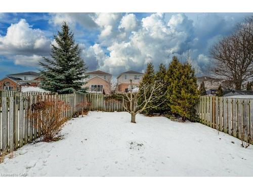 33 Orchid Crescent, Kitchener, ON - Outdoor