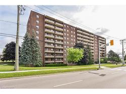 710-1100 Courtland Avenue E Kitchener, ON N2C 2H9